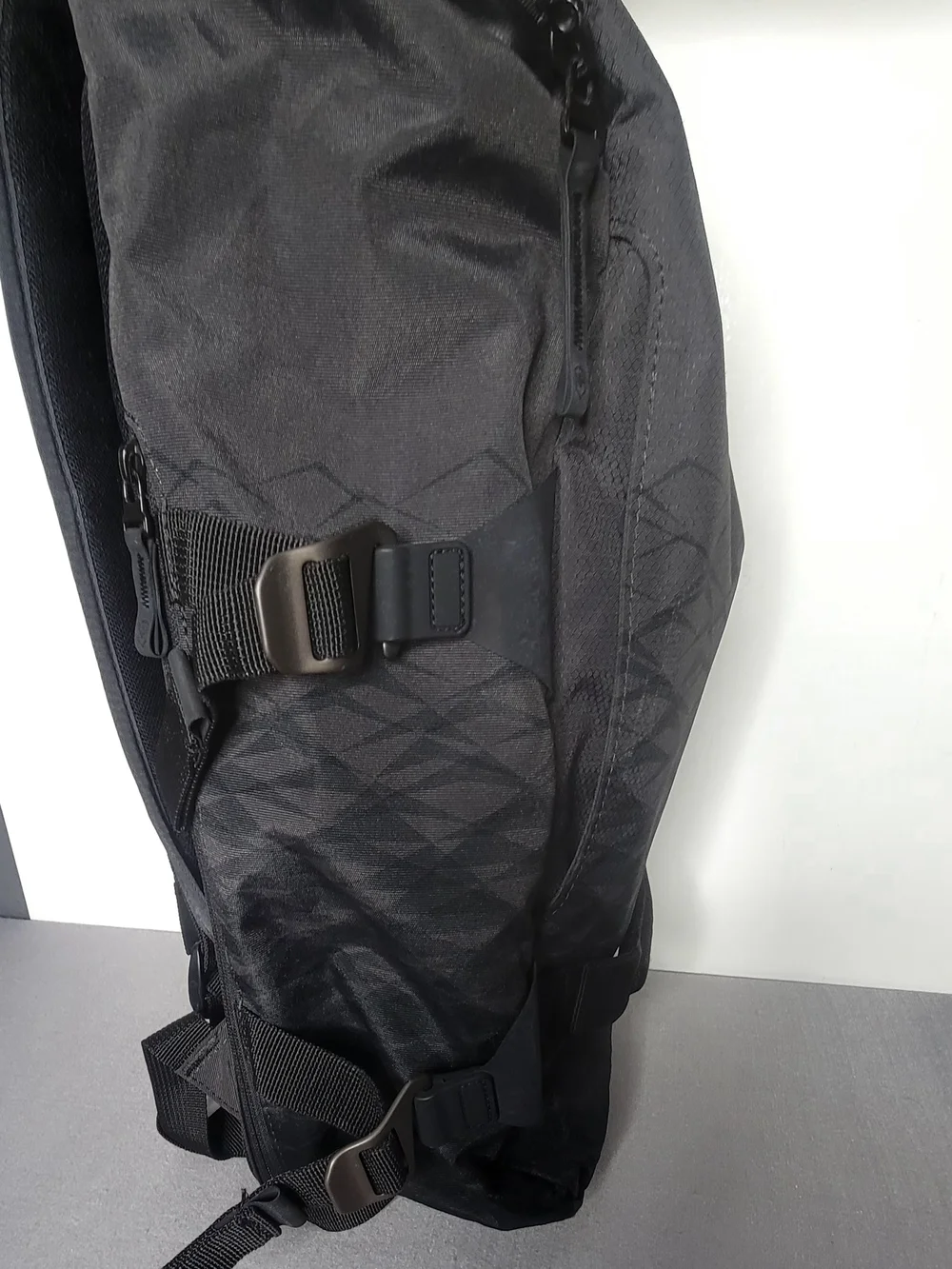 Victorinox Vx Touring 25 L anthcacite  Backpack Black &grey Murder Mystery Logo
